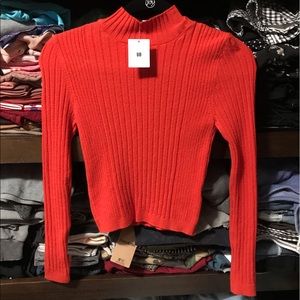 URBAN OUTFITTERS Crop Sweater